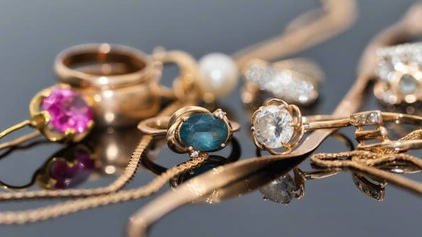 Antique gold buyers in Mooresville North Carolina. Updated 2025